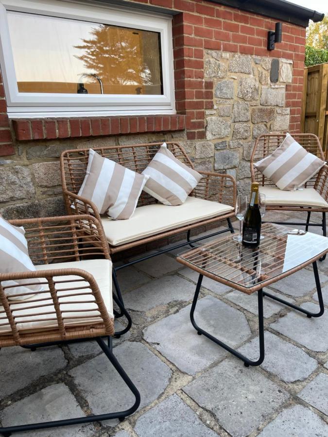 The Lodge Hideaway In Cowes Gurnard Eksteriør bilde